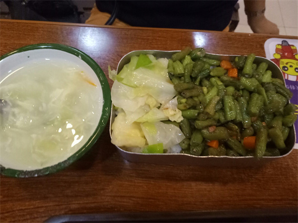 东北精炒老饭盒加盟